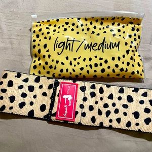 SUZIE B FITNESS GLUTE BAND